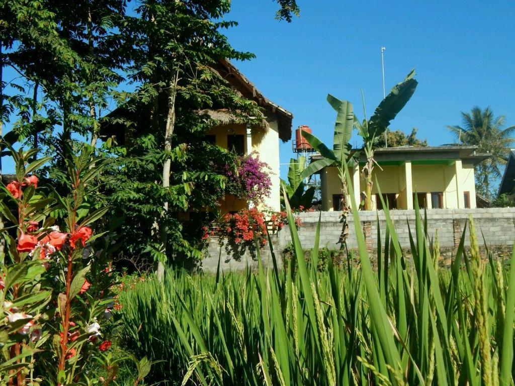 Kembang Kuning Cottages Tetebatu Exteriör bild